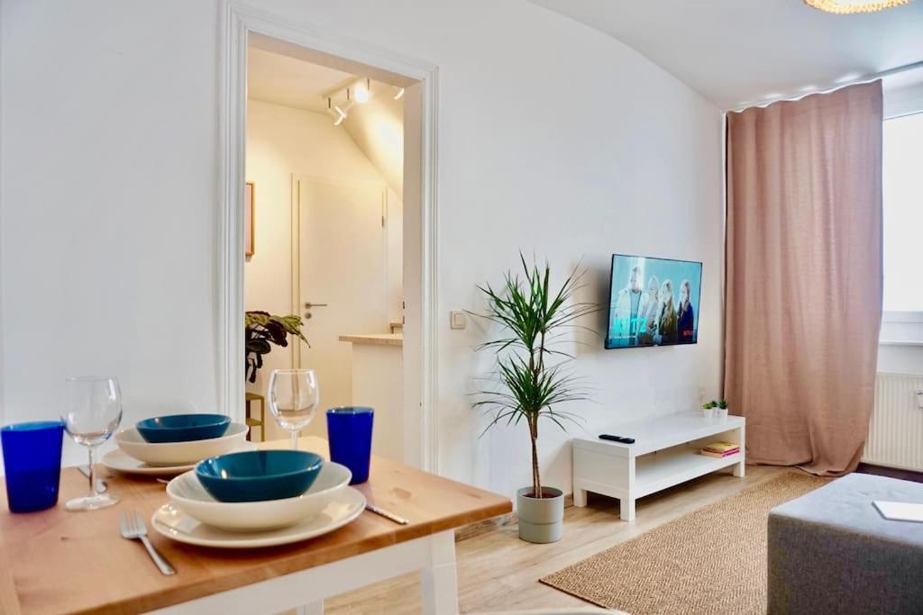 Neu I Moderne Zentrale Wohnung I Netflix I 4 Gaeste Andernach Eksteriør billede